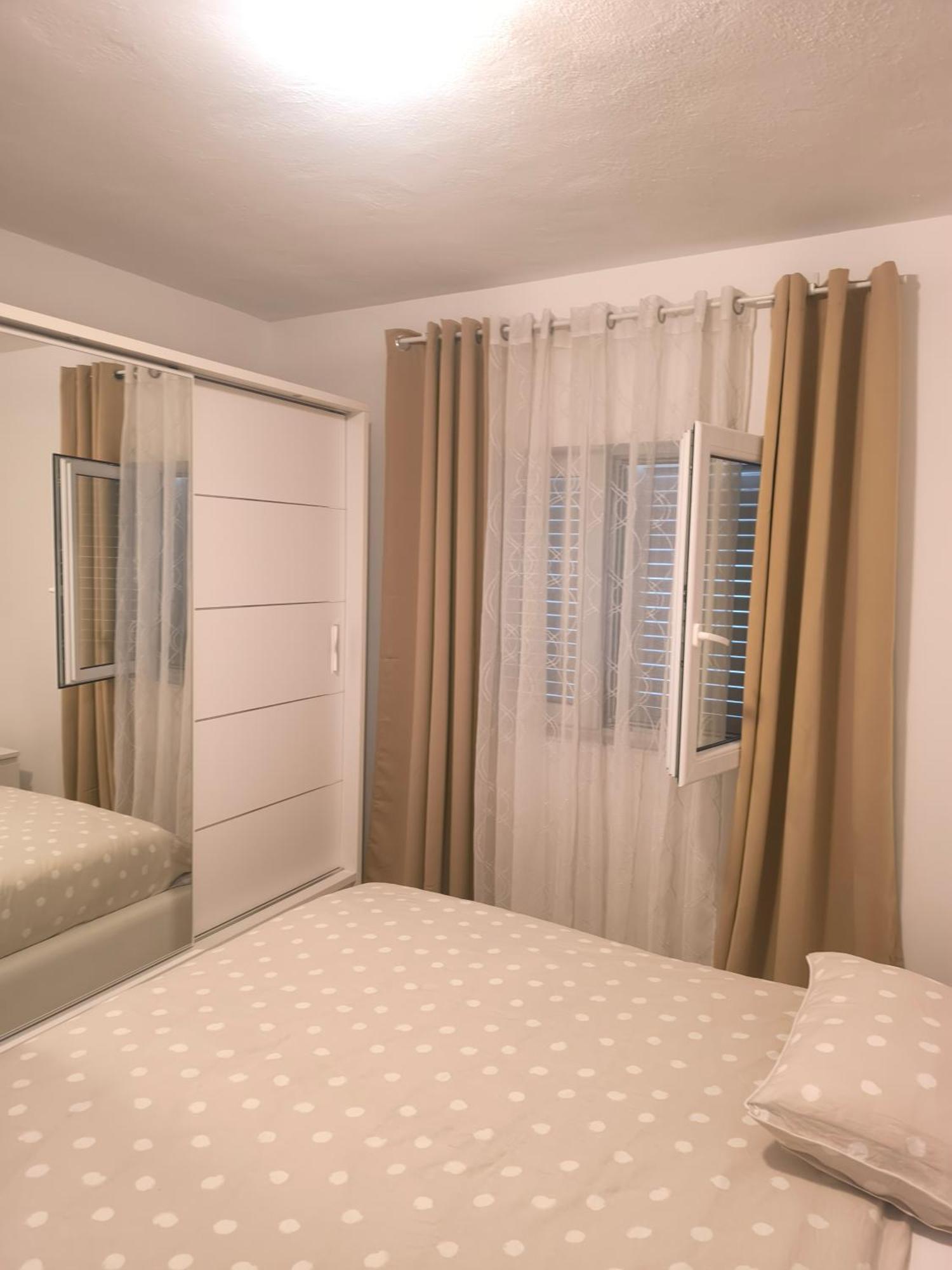 Apartman Rex Svinisce Camera foto
